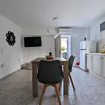 Apartment Di Stavros *